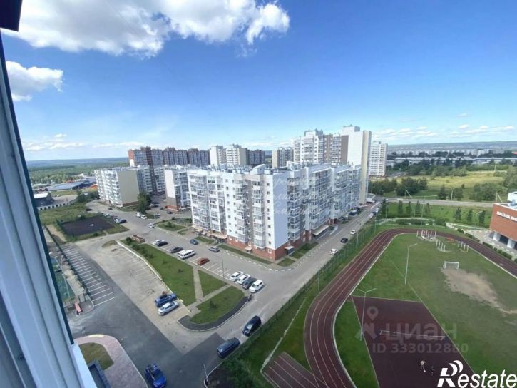 3-комн квартира пер Академика Алексея Окладникова, 15,  д. 15