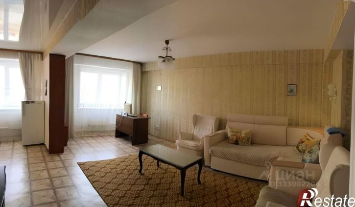 3-комн квартира микрорайон Радужный, 46