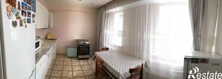 3-комн квартира микрорайон Радужный, 46