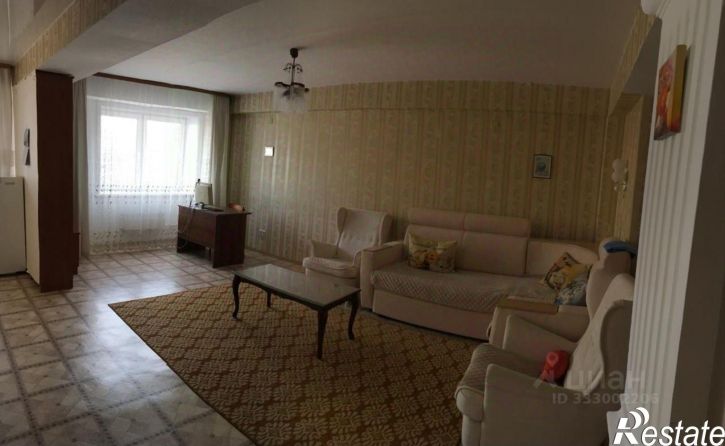 3-комн квартира микрорайон Радужный, 46