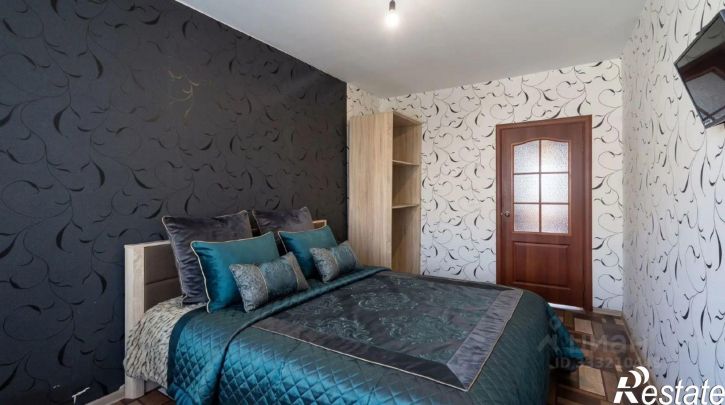 3-комн квартира микрорайон Университетский, 72