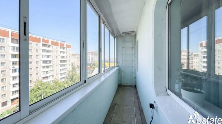 3-комн квартира микрорайон Университетский, 72