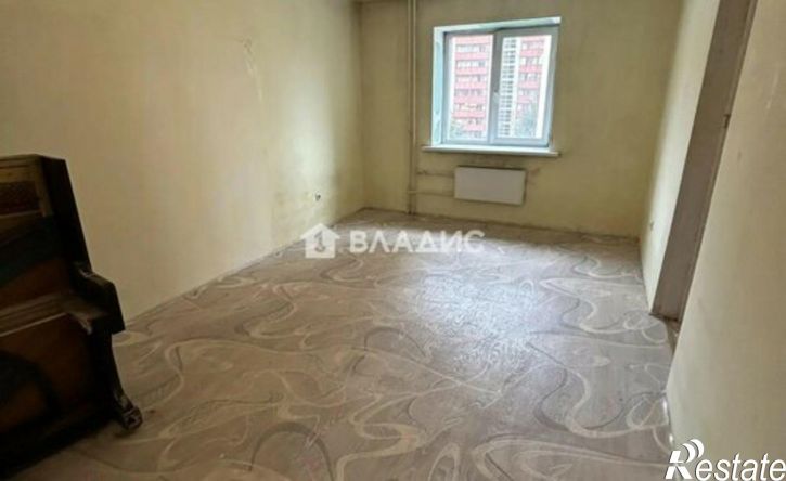 3-комн квартира ул Сурнова, 30/8,  д. 30/8