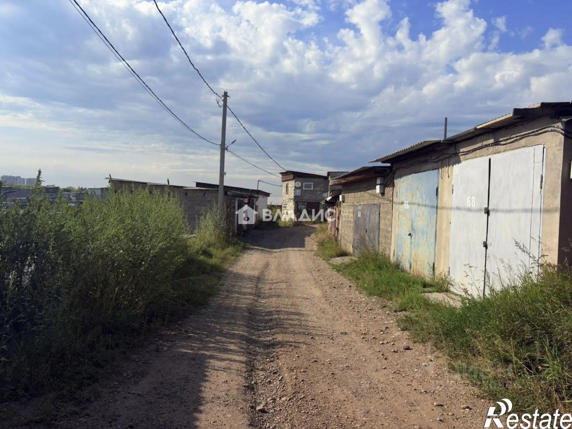 Купить гараж, место в паркинге за 630 000 рублей на ул Байкальская, 277/10