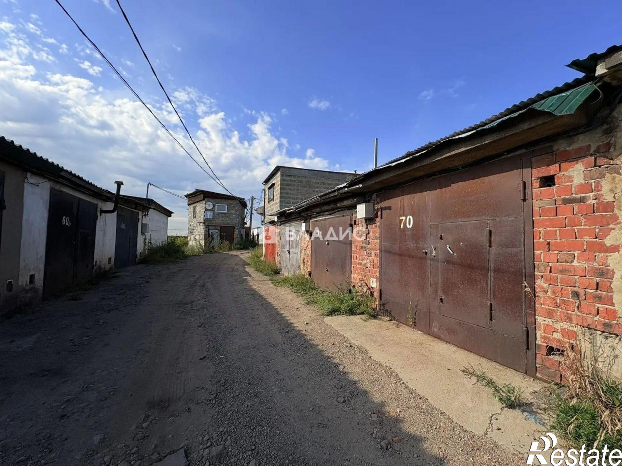 Купить гараж, место в паркинге за 630 000 рублей на ул Байкальская, 277/10