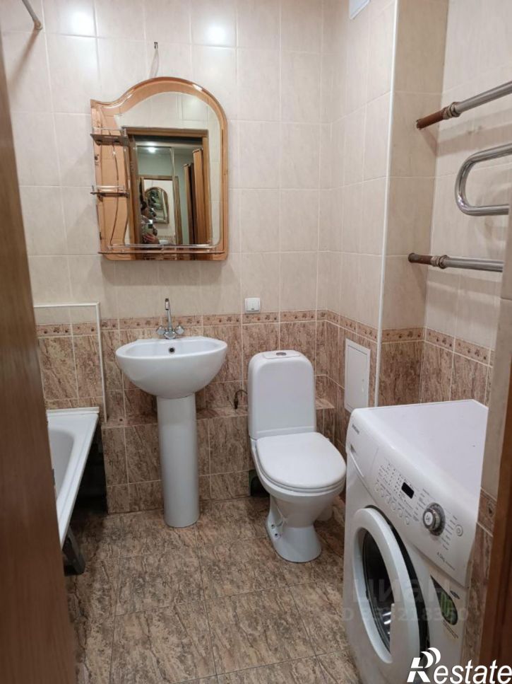 1-комн квартира Космический пр-д, 1/3,  д. 1/3