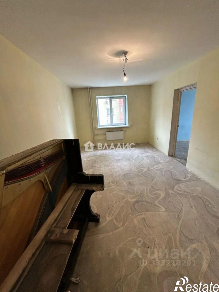 3-комн квартира ул Сурнова, 30/8,  д. 30/8