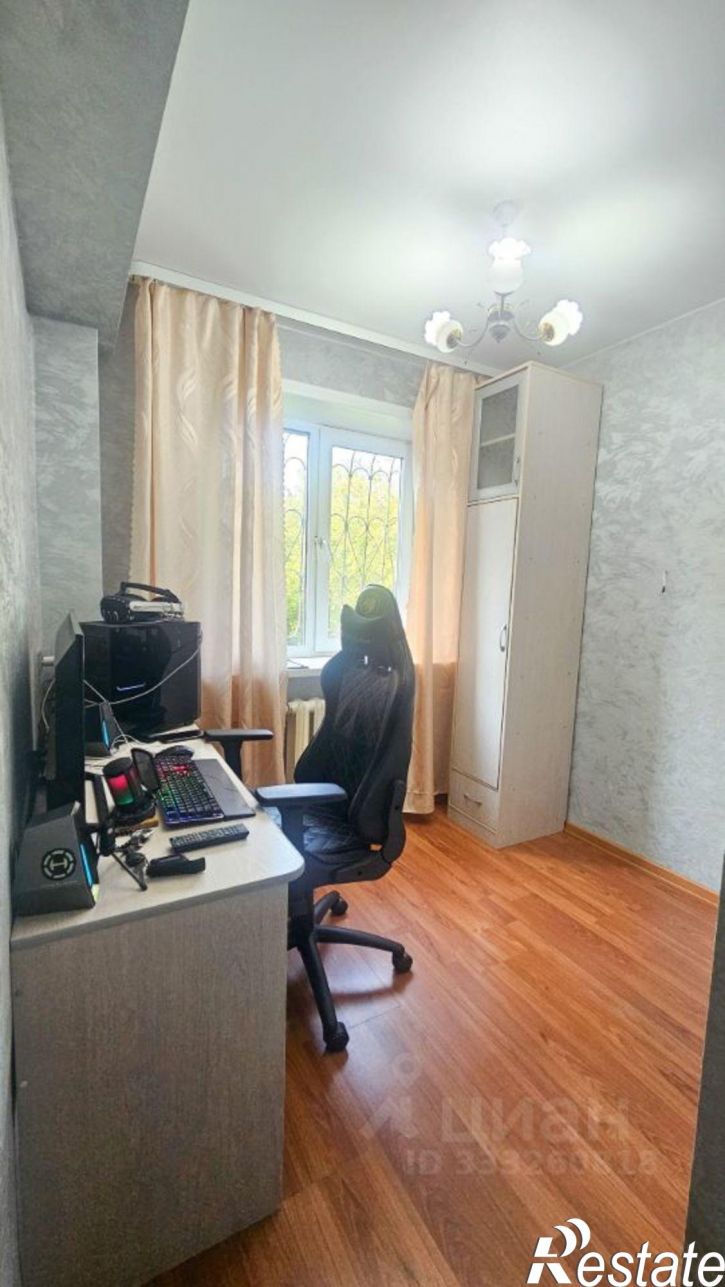 3-комн квартира ул Розы Люксембург, 215,  д. 215