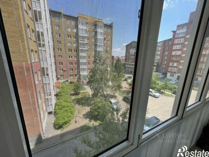 2-комн квартира ул Поленова, 33/1,  д. 33/1