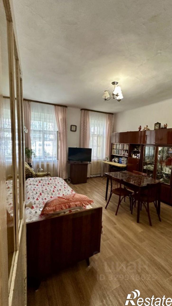 3-комн квартира ул Пискунова, 130,  д. 130