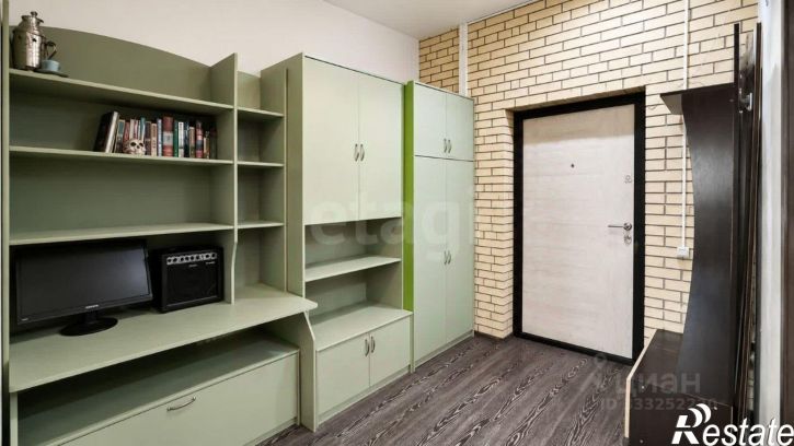 2-комн квартира ул Сергеева, 3 5,  д. 3 5,  к. 5