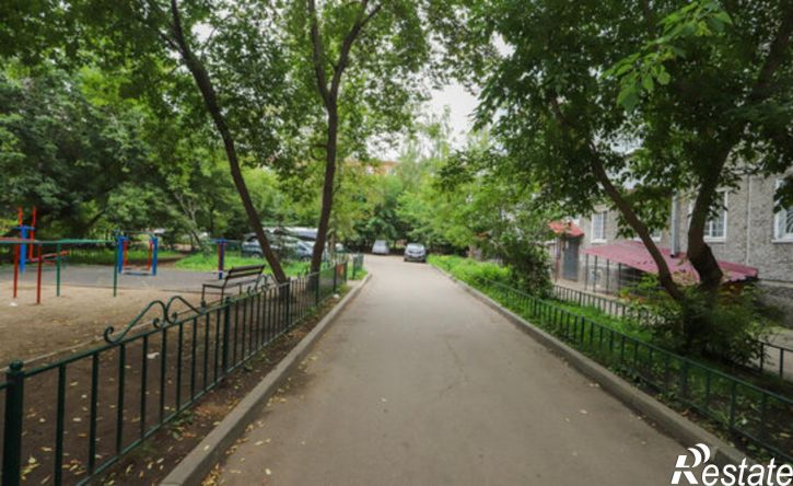 3-комн квартира ул Иосифа Уткина, 2,  д. 2