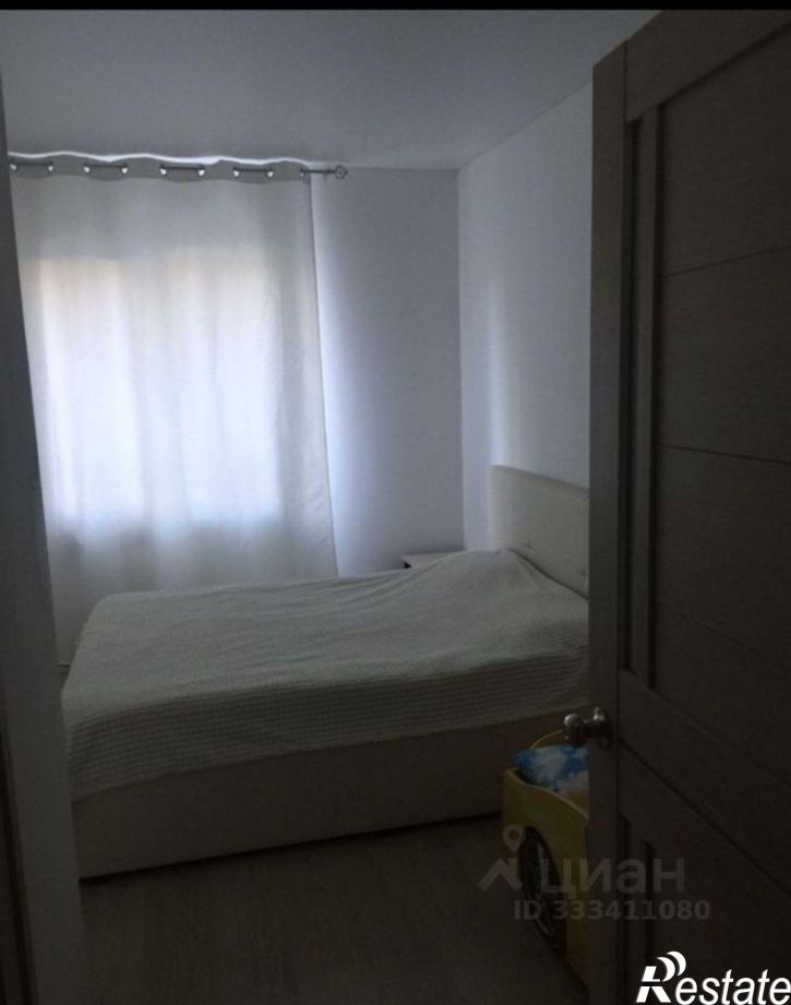 3-комн квартира ул Багратиона, 8,  д. 8