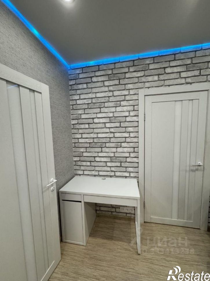 2-комн квартира пр-д Юрия Тена, 16,  д. 16