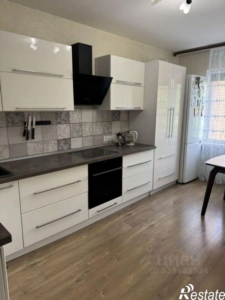3-комн квартира ул Байкальская, 307,  д. 307