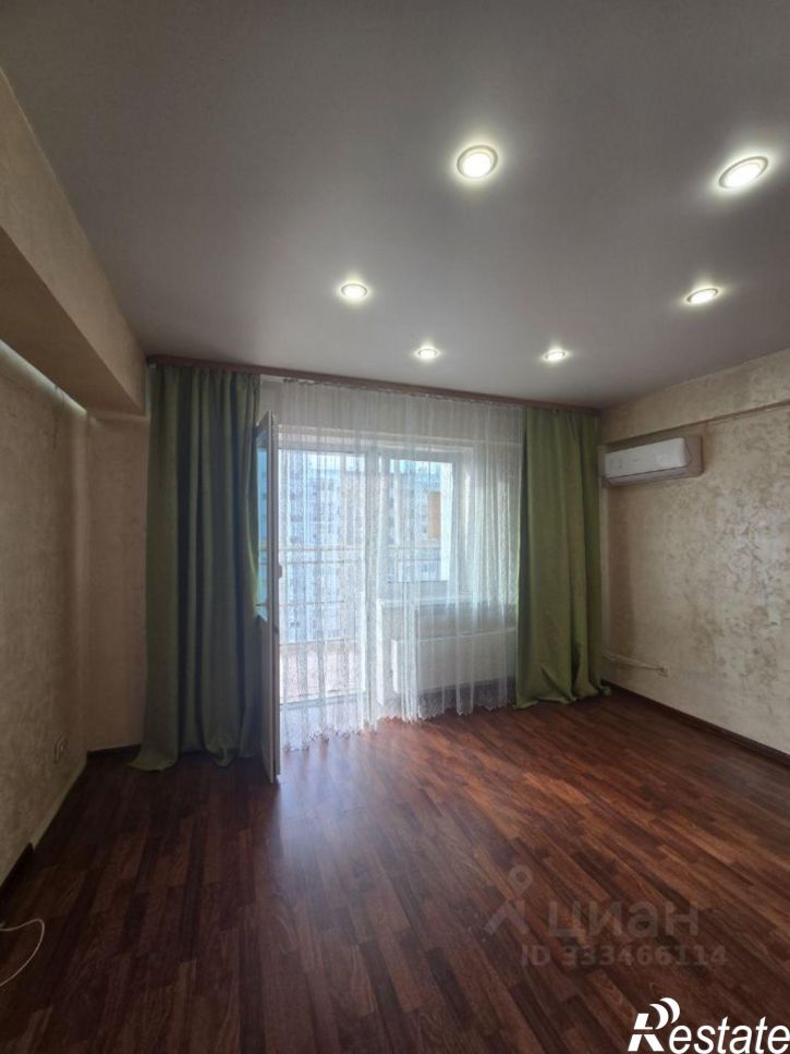 2-комн квартира ул Летописца Нита Романова, 15,  д. 15