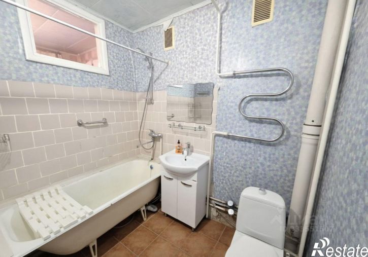 3-комн квартира ул Безбокова, 3,  д. 3