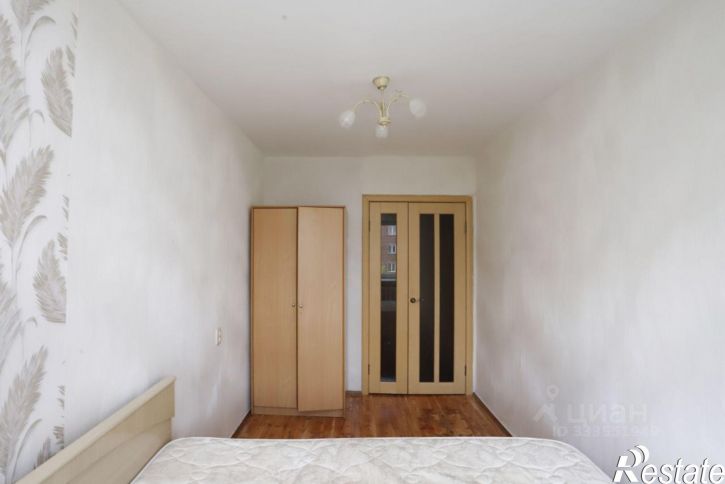 4-комн квартира ул Лопатина, 18,  д. 18