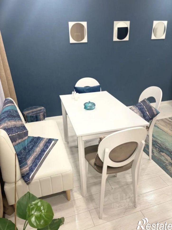3-комн квартира ул Безбокова, 1,  д. 1