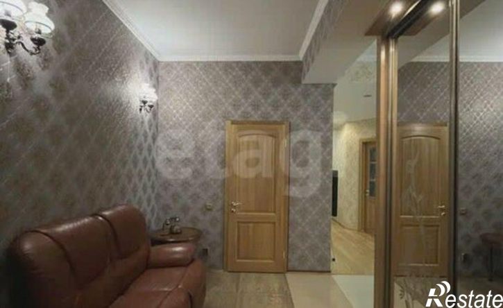4-комн квартира Депутатская улица, 62,  д. 62