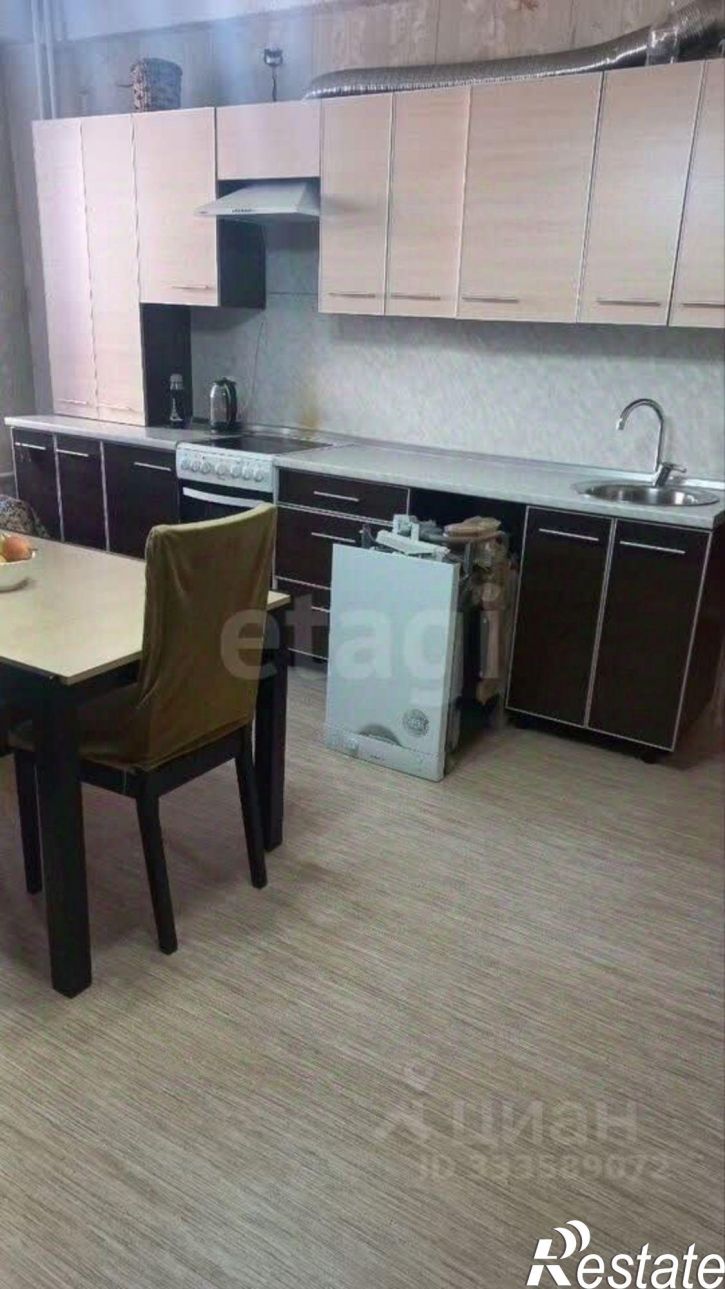 2-комн квартира улица Вампилова, 24,  д. 24
