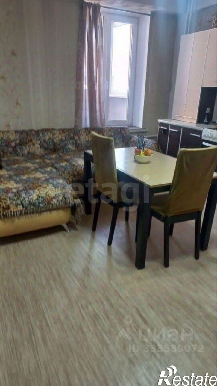 2-комн квартира улица Вампилова, 24,  д. 24