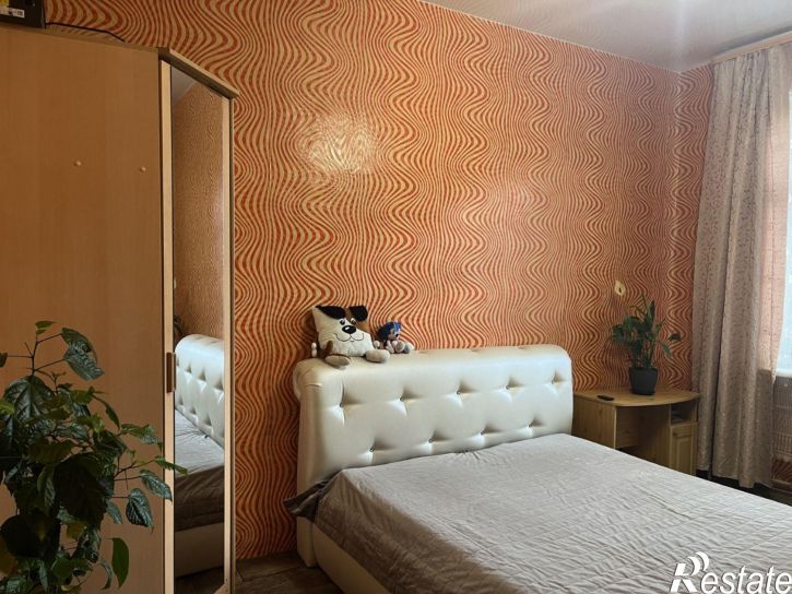 2-комн квартира улица Дзержинского, 37,  д. 37