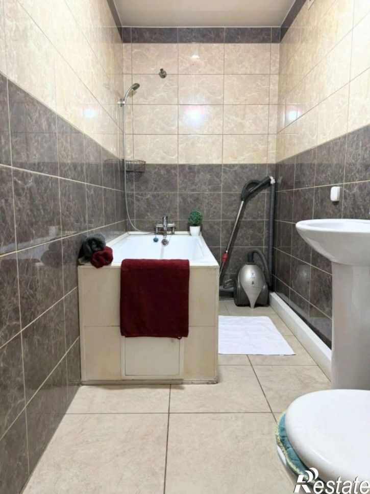 1-комн квартира улица Баррикад, 62/10,  д. 62/10