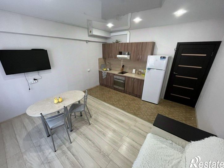 2-комн квартира улица Безбокова, 5/3,  д. 5/3
