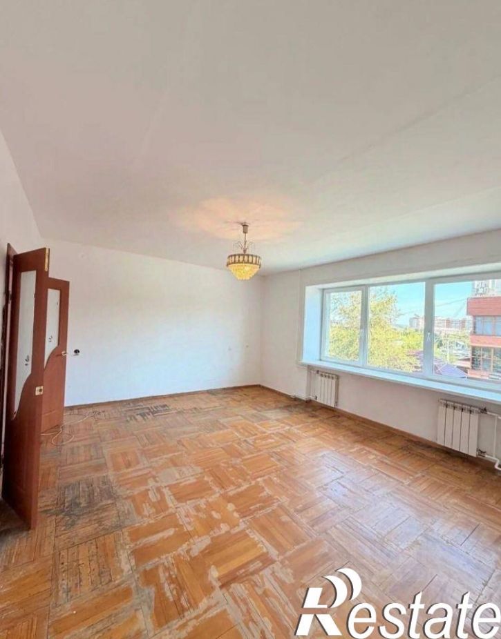4-комн квартира улица Пискунова, 54,  д. 54