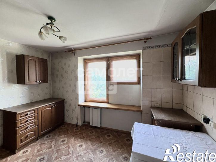 2-комн квартира улица Лапина, 13,  д. 13
