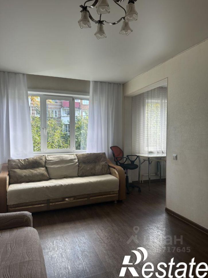 1-комн квартира улица Иосифа Уткина, 17,  д. 17