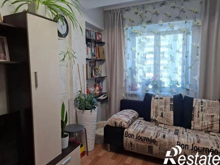 1-комн квартира Ленинградская улица, 90,  д. 90