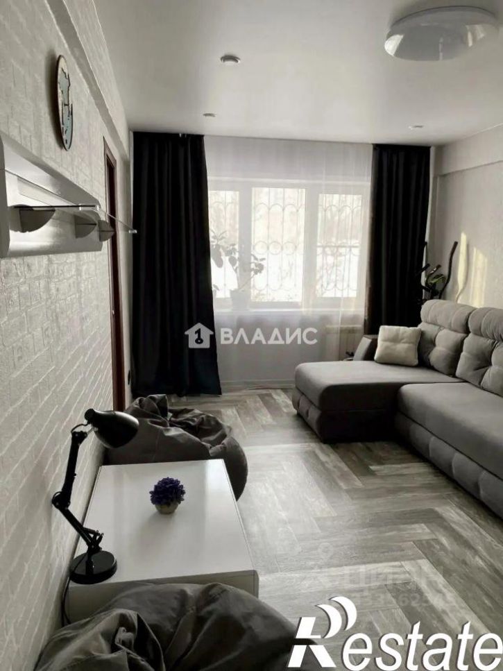 2-комн квартира улица Розы Люксембург, 221,  д. 221
