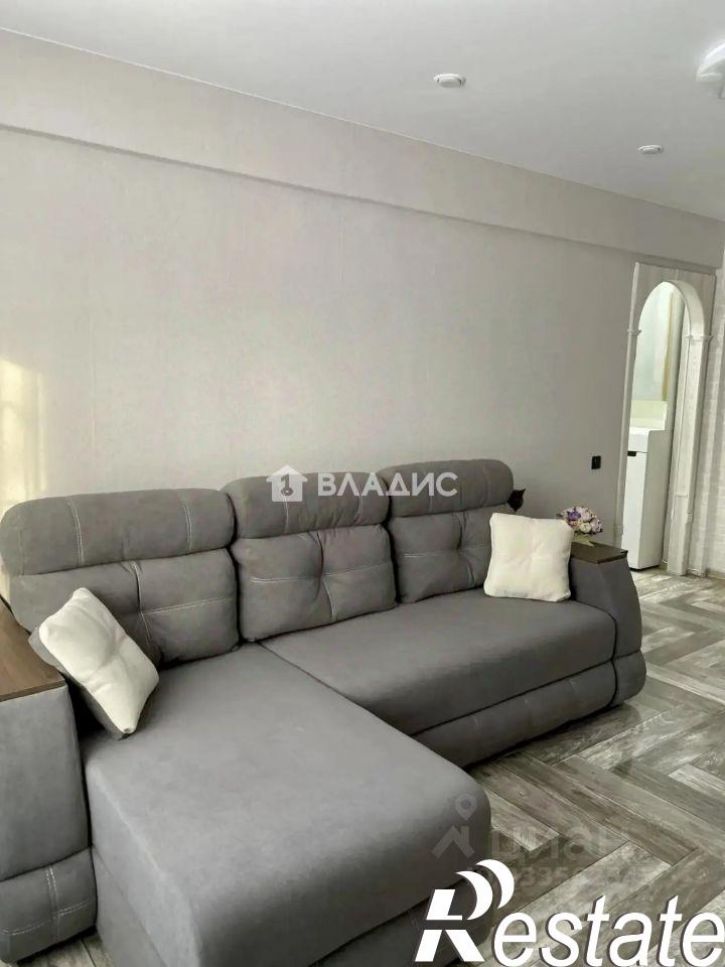 2-комн квартира улица Розы Люксембург, 221,  д. 221