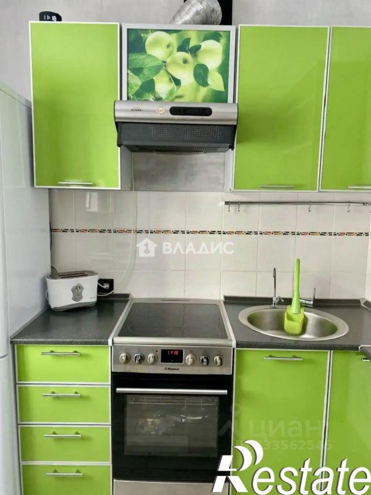 2-комн квартира улица Розы Люксембург, 221,  д. 221