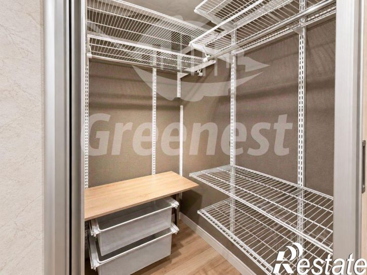 3-комн квартира улица Просвещения, 32,  д. 32