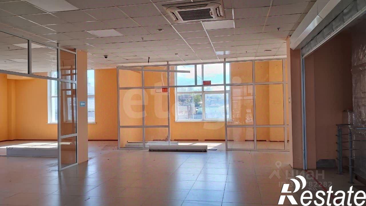 Сдать торговое помещение за 1 125 000 рублей на Байкальская улица, 8