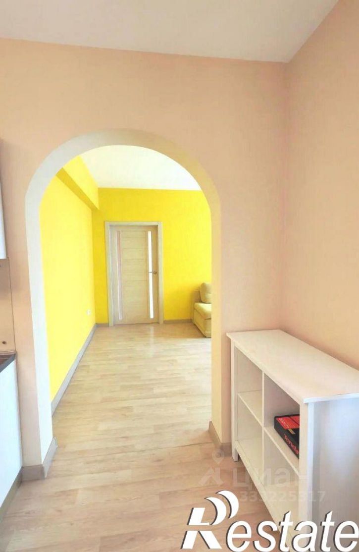 2-комн квартира улица Юрия Тена, 27,  д. 27