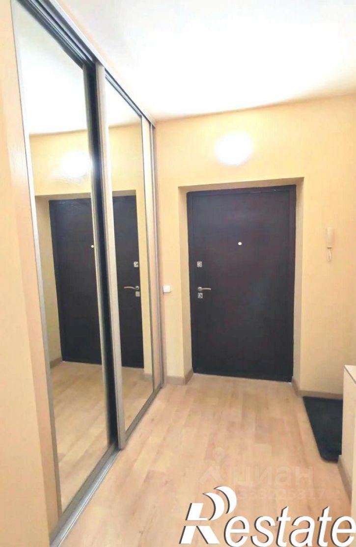 2-комн квартира улица Юрия Тена, 27,  д. 27