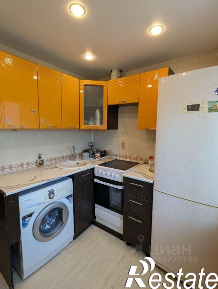 2-комн квартира улица Розы Люксембург, 305,  д. 305