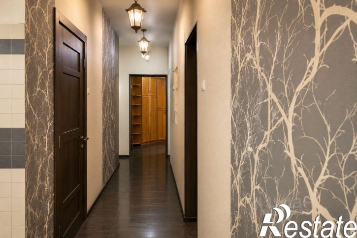 3-комн квартира улица Доржи Банзарова, 33,  д. 33