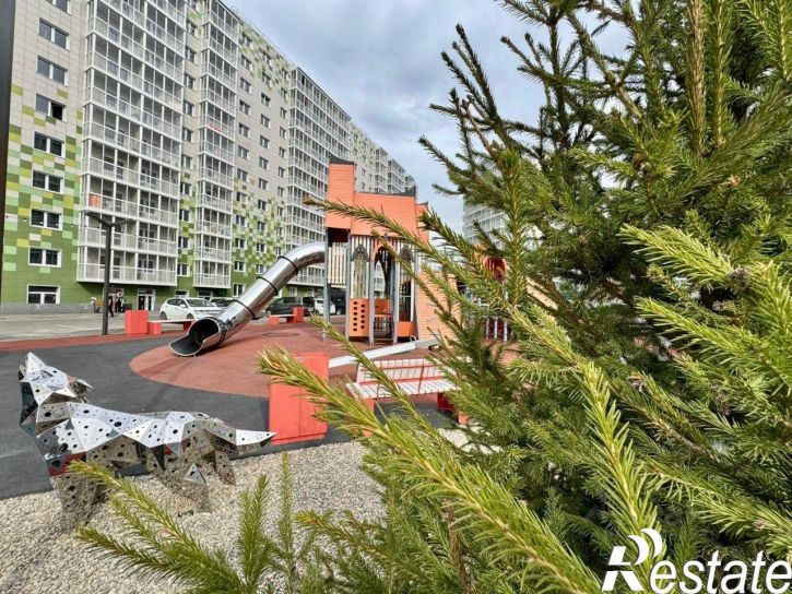 2-комн квартира улица Варламова, 104,  д. 104