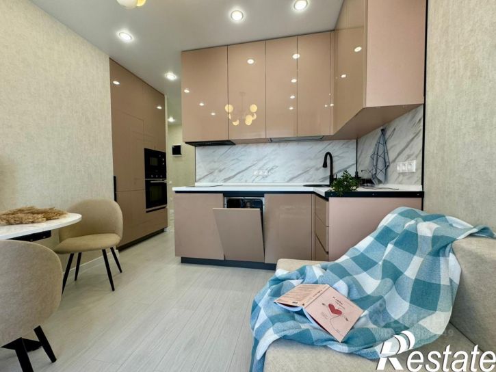 2-комн квартира улица Варламова, 104,  д. 104
