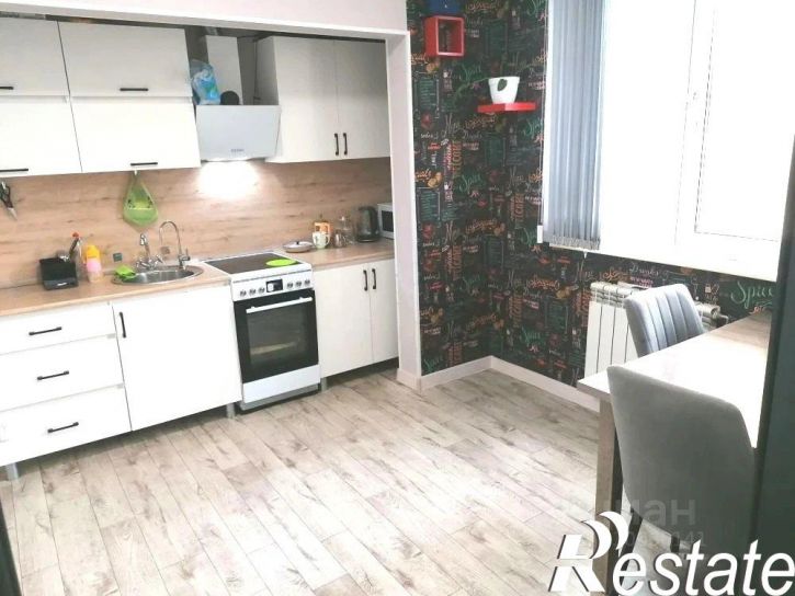 2-комн квартира улица Костычева, 27/1,  д. 27/1