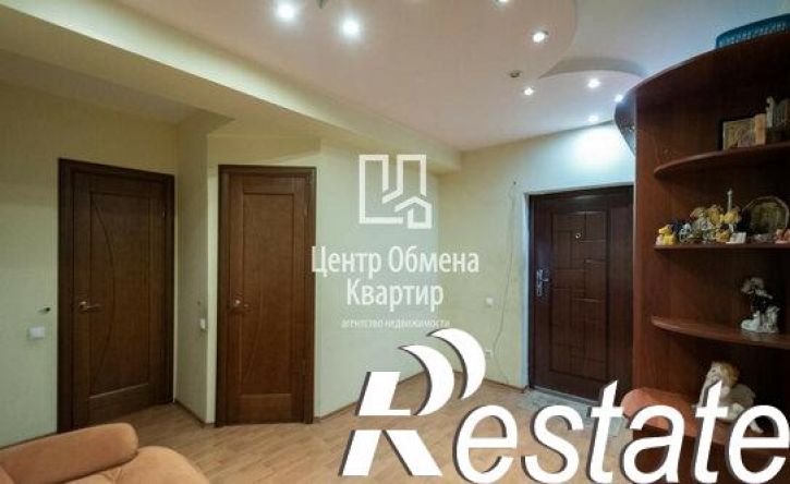 3-комн квартира Карпинская улица, 111,  д. 111