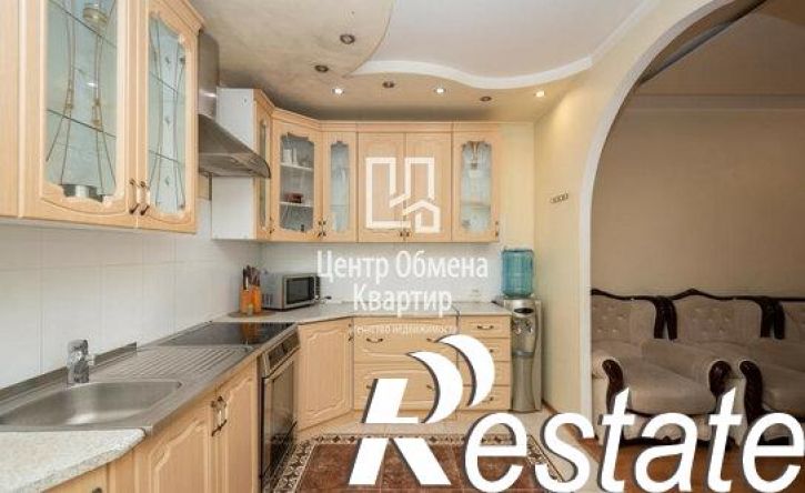 3-комн квартира Карпинская улица, 111,  д. 111