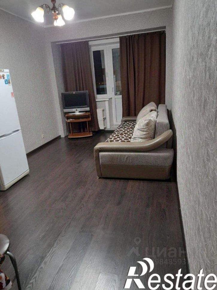 1-комн квартира микрорайон Радужный, 72