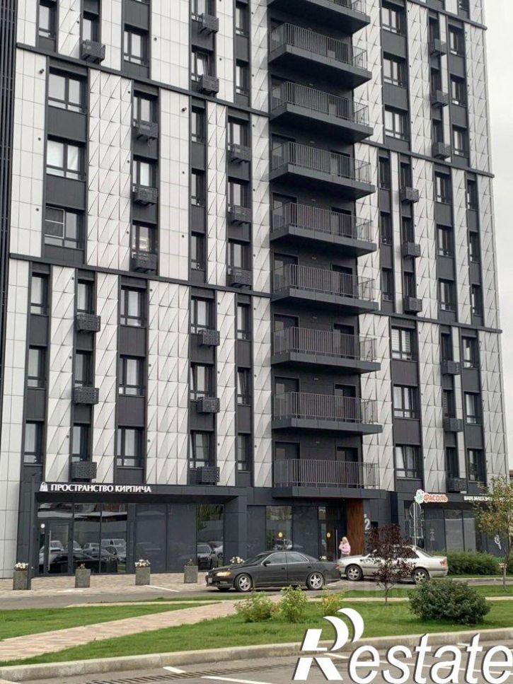 3-комн квартира улица Набережная Иркута, 21,  д. 21