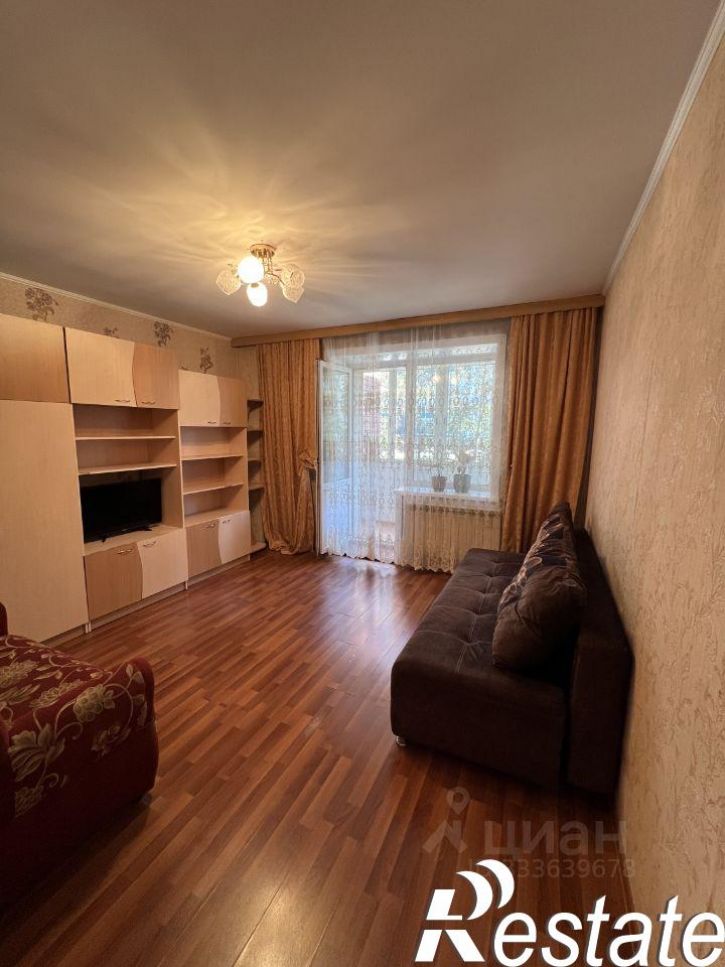 2-комн квартира улица Баррикад, 62/8,  д. 62/8